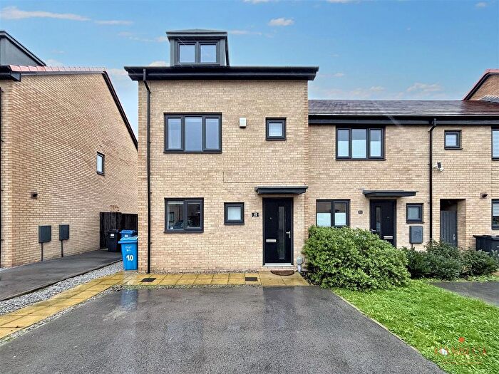 3 Bedroom End Of Terrace House For Sale In Beilby Street, Hull, HU3