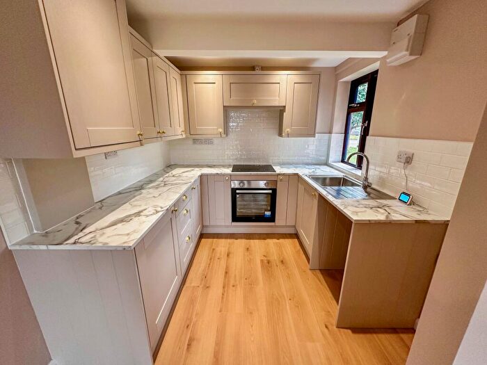 2 Bedroom Semi-Detached Bungalow To Rent In Maple Close, Lincoln, LN5