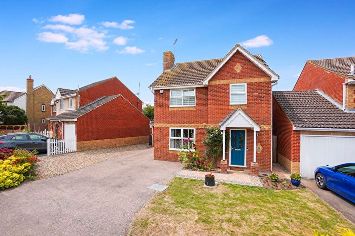 4 Bedroom Detached House For Sale In Helen Thompson Close, Iwade, Sittingbourne, ME9