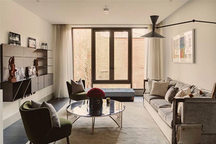 2 Bedroom Flat To Rent In Victoria Street, Westminster, London, SW1H