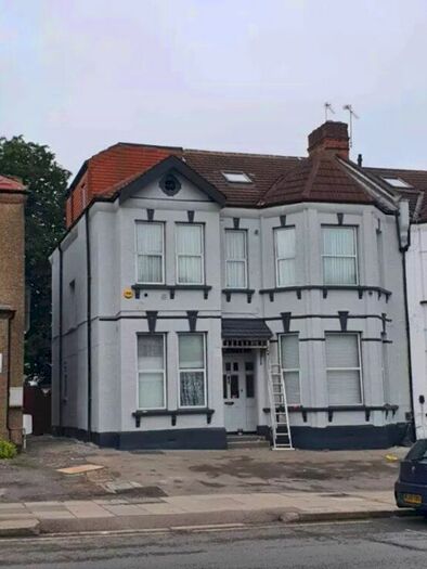 1 Bedroom Flat To Rent In Station Road, London NW4