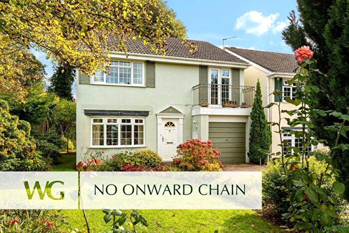 4 Bedroom Detached House For Sale In Pennsylvania, Exeter, EX4