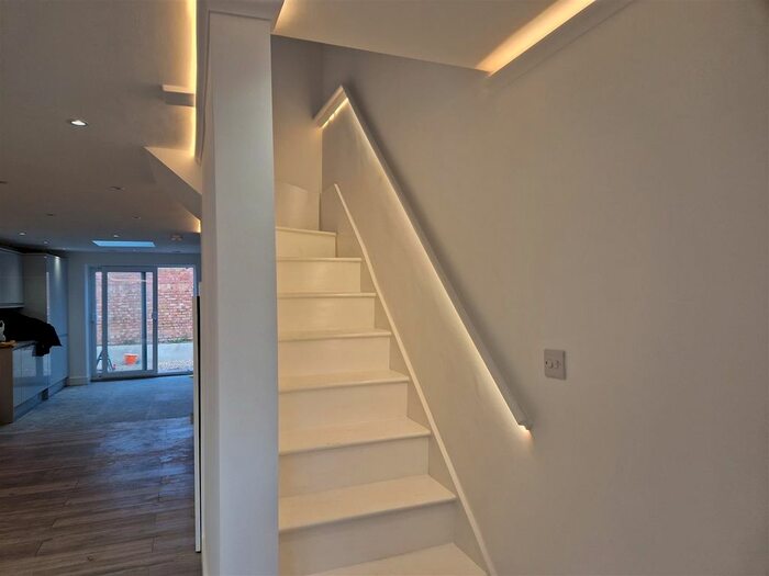 3 Bedroom Property To Rent In Bullsbridge Road, Southall, UB2