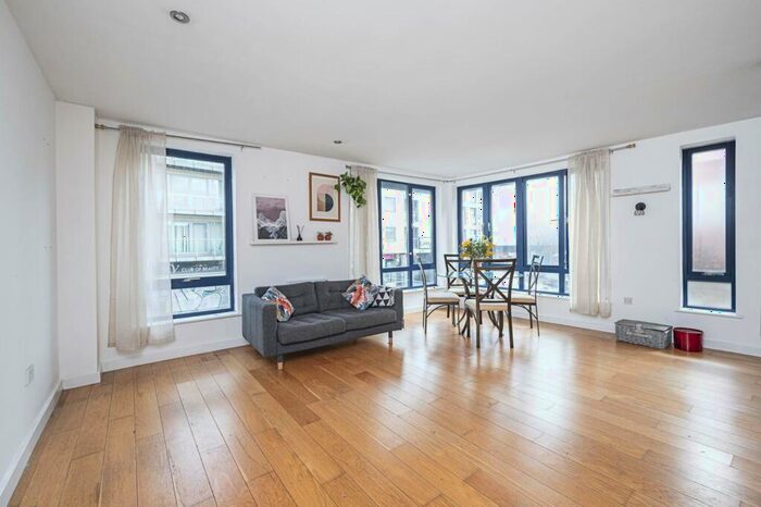 1 Bedroom Flat To Rent In Cobalt Building, Victoria Park, London, E2