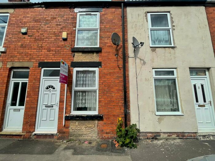 2 Bedroom House To Rent In Flowitt Street, Mexborough, S64