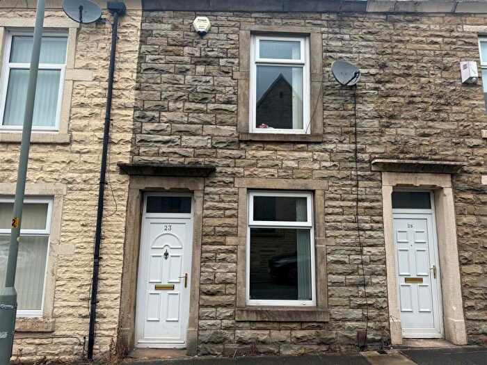 2 Bedroom House To Rent In Edmund StreetDarwenLancashire, BB3