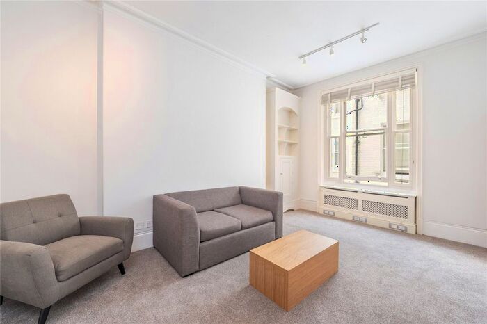 2 Bedroom Flat To Rent In St. Martin's Lane, Covent Garden, London, WC2N