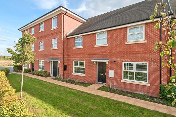 2 Bedroom Apartment For Sale In Roebuck House, Church Lane, Reading, RG7