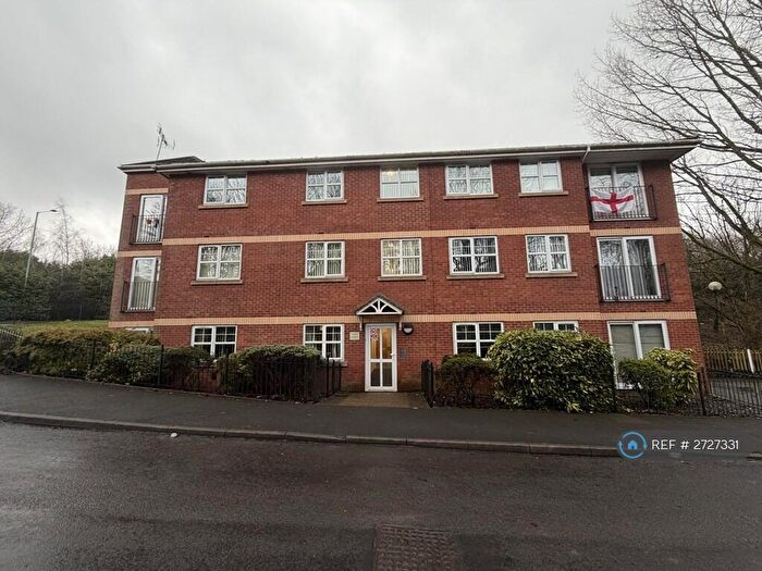 2 Bedroom Flat To Rent In Commercial St, Hyde, SK14