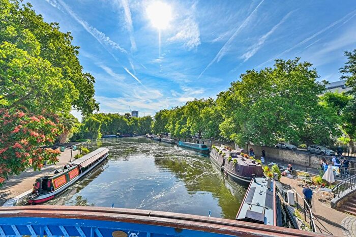 3 Bedroom Flat For Sale In Warwick Crescent, Little Venice, London, W2
