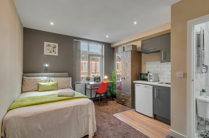 Studio To Rent In Widdrington Road, Coventry, CV1