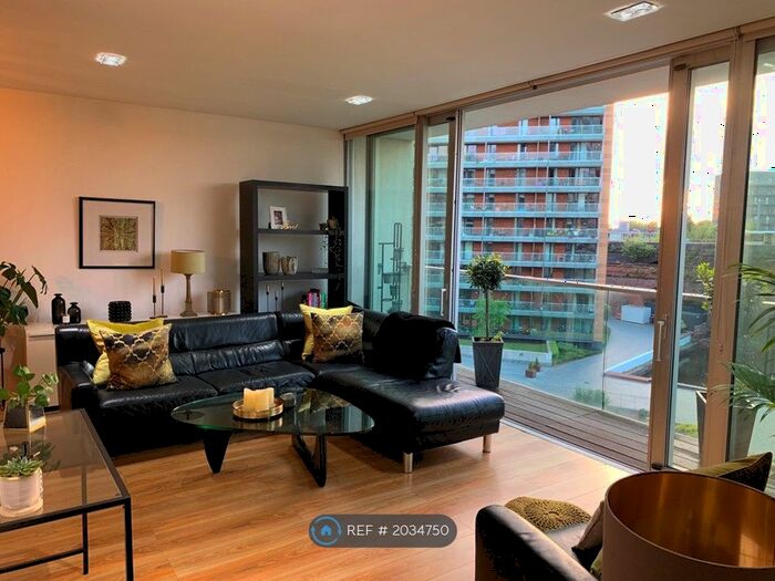 2 Bedroom Flat To Rent In Timber Wharf, Manchester, M15