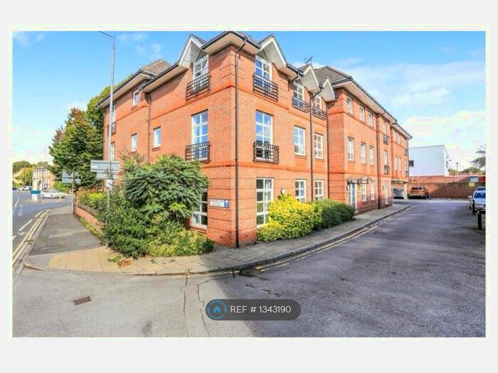2 Bedroom Flat To Rent In Fawcett Street, York, YO10
