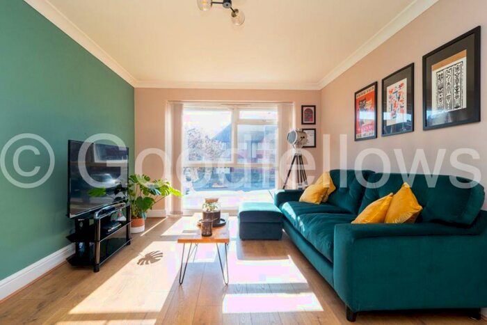 1 Bedroom Flat To Rent In Carshalton Road, Sutton, SM1