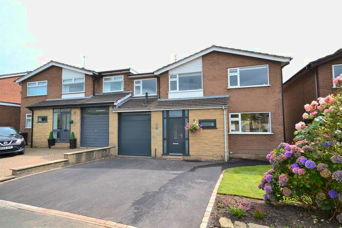 4 Bedroom Link Detached House For Sale In Millers Meadow, Rainow, Macclesfield, SK10