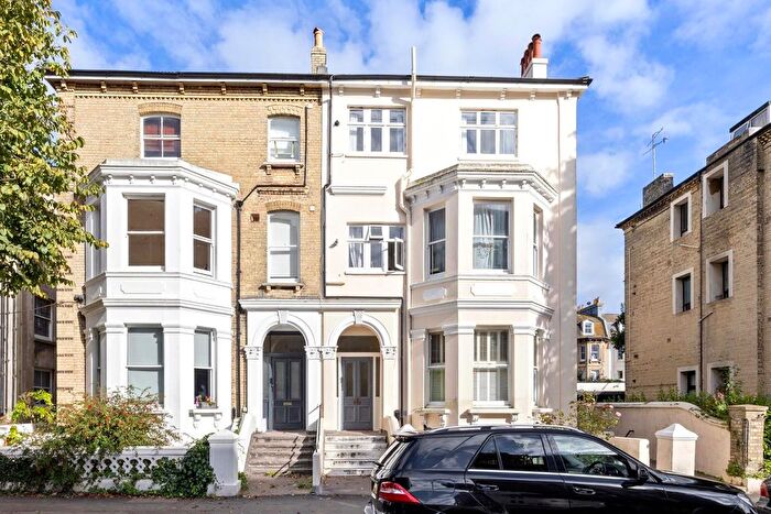 1 Bedroom Flat To Rent In Wilbury Road, Hove, BN3