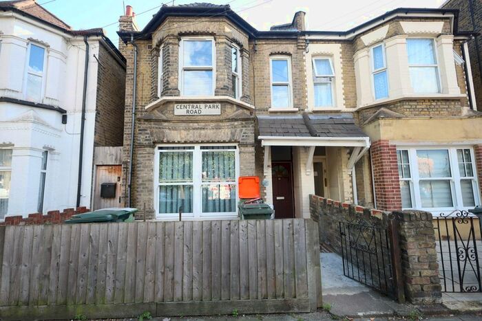 2 Bedroom Flat To Rent In Central Park Road, London, E6