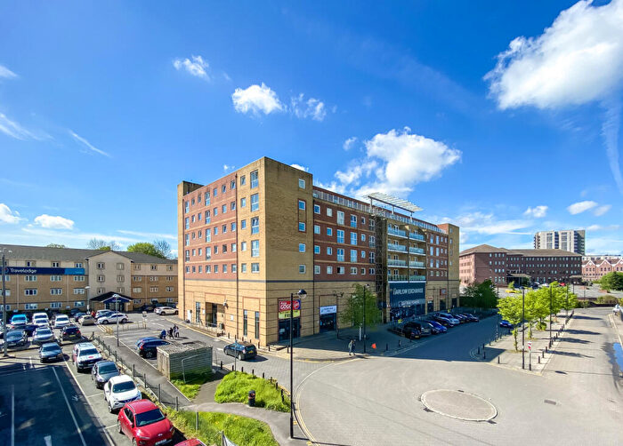 2 Bedroom Apartment For Sale In Edinburgh Gate, Harlow, Essex, CM20