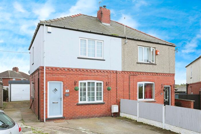 2 Bedroom Semi Detached House For Sale In Sandymount, Harworth, Doncaster, DN11