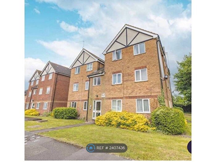 1 Bedroom Flat To Rent In Bridgewater Court, Slough, SL3