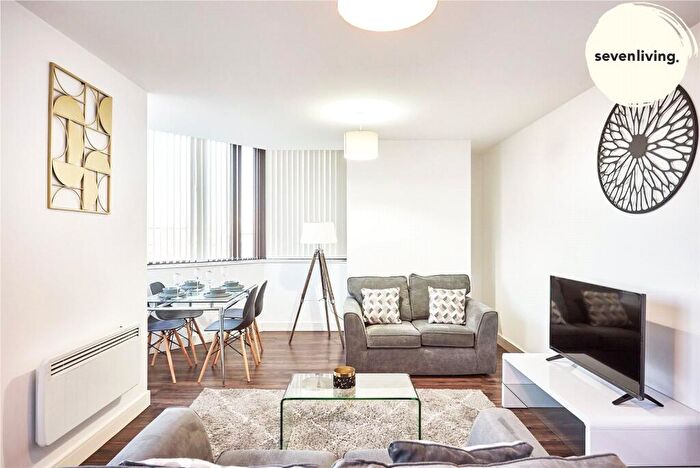 2 Bedroom Apartment To Rent In Broadway Residences, Broad Street, Birmingham, West Midlands, B15