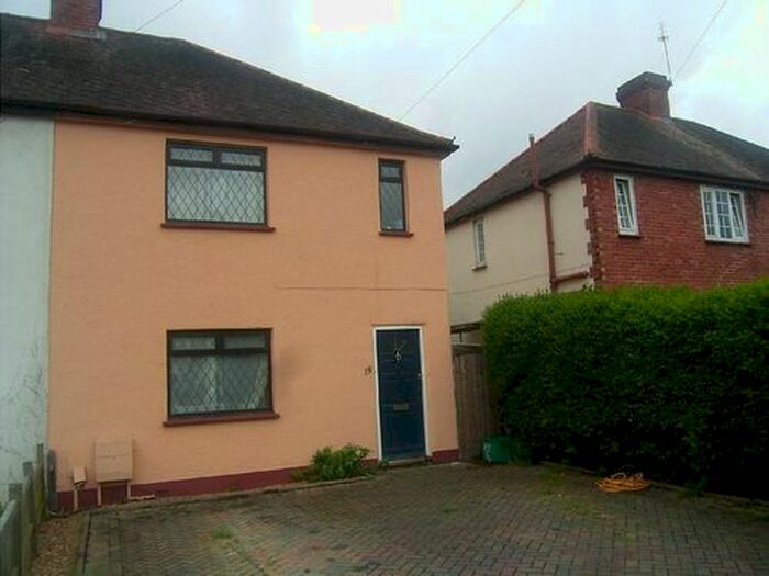 4 Bedroom Semi-Detached House To Rent In Canterbury Road, Guildford, Surrey, GU2