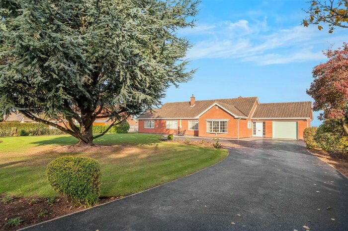 3 Bedroom Bungalow For Sale In Wainfleet Road, Fishtoft, Boston PE21