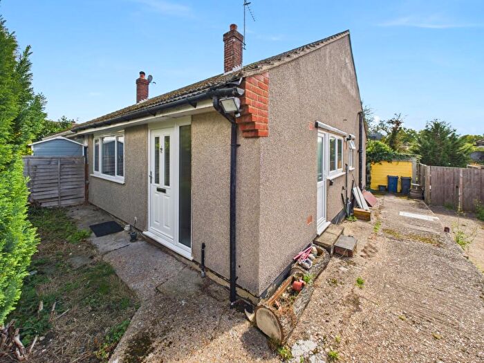 2 Bedroom Bungalow For Sale In West View, Chesham, Buckinghamshire, HP5