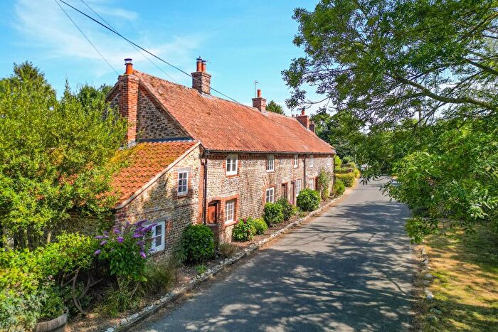 3 Bedroom Semi-Detached House For Sale In Beautiful Listed Cottage In Tattersett Full Of Charatcer, PE31