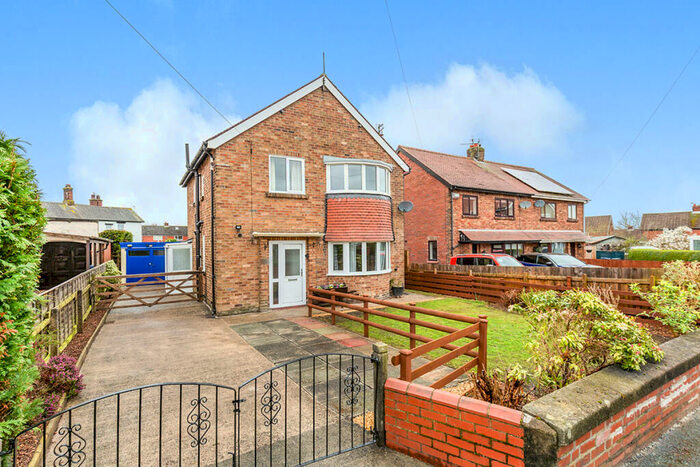 3 Bedroom Detached House To Rent In Cavendish Place, Walton-Le-Dale, Preston, PR5