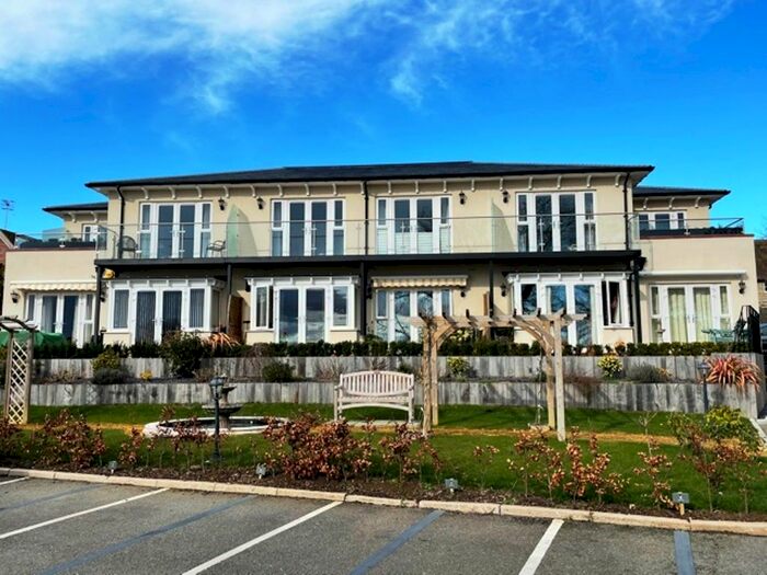 2 Bedroom Flat To Rent In High Street, Bidford On Avon, B50