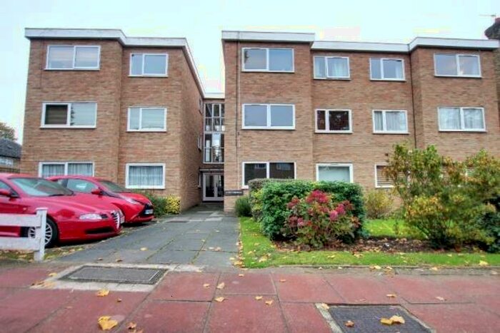 1 Bedroom Apartment To Rent In Bromley Grove, Bromley, BR2