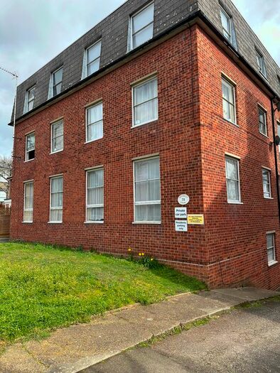 2 Bedroom Flat To Rent In Beverley Court, Christchurch Street, Ipswich, IP4