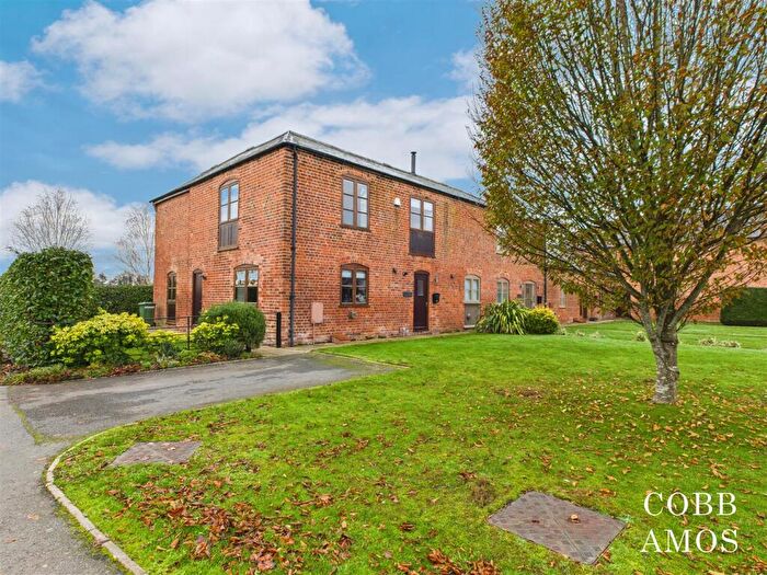 3 Bedroom Semi Detached House For Sale In West Town Court, Kingsland, HR6