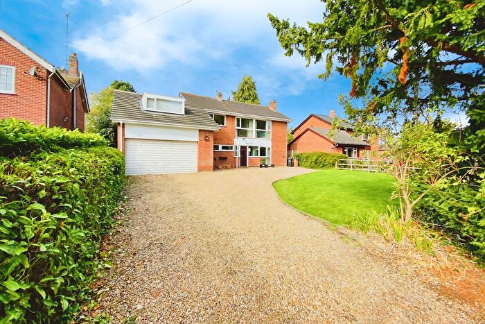 5 Bedroom Detached House For Sale In Rectory Road, Wanlip, LE7