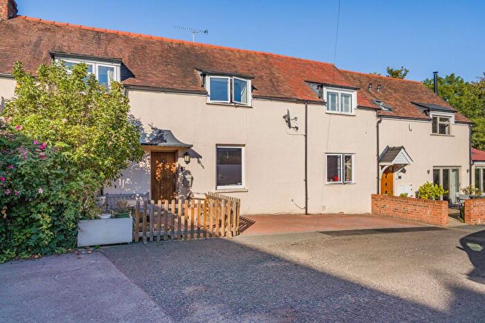 3 Bedroom Cottage For Sale In Coxhorne Cottage, London Road, Charlton Kings, Cheltenham, GL52