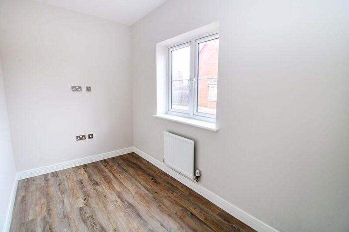 5 Bedroom Detached House For Sale In Potter Meadows, New Cardington, MK42