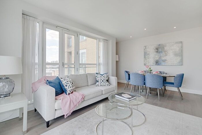 2 Bedroom Flat To Rent In Westferry Circus, E14