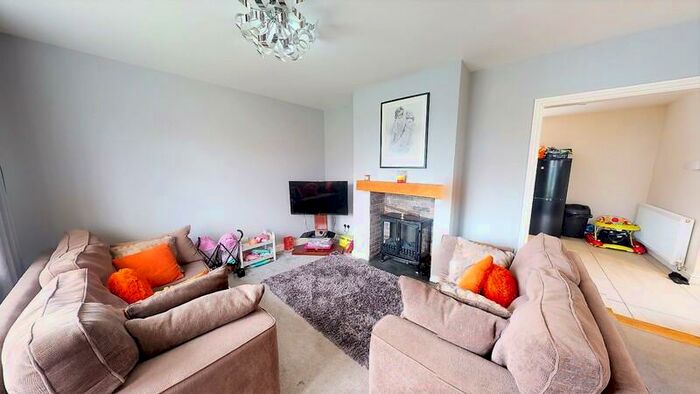 3 Bedroom Semi-Detached House To Rent In Preston Way, Monk Bretton, Barnsley, S71