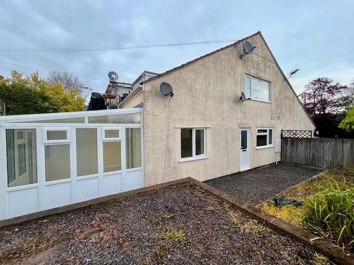 1 Bedroom Apartment To Rent In Temple Cloud, Bristol, BS39