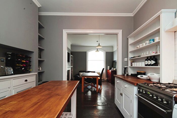 3 Bedroom Terraced House For Sale In Hampton Place, Brighton, BN1