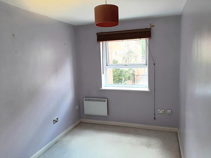 2 Bedroom Flat For Sale In Loughborough Road, West Bridgford, Nottingham, Nottinghamshire, NG2