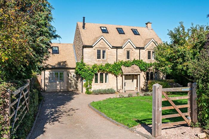 4 Bedroom Detached House For Sale In Sidings Road, Churchill, Chipping Norton, Oxfordshire, OX7