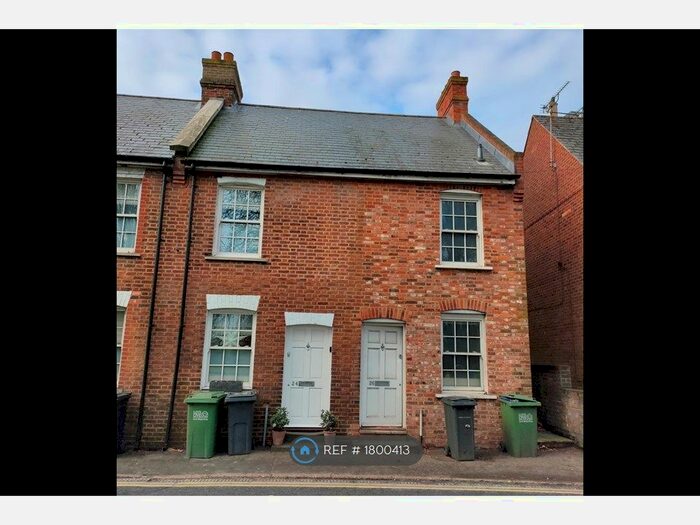 2 Bedroom End Of Terrace House To Rent In Rye, Rye, TN31