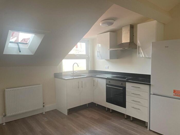 1 Bedroom Flat To Rent In West Green Road, Harringay, N15