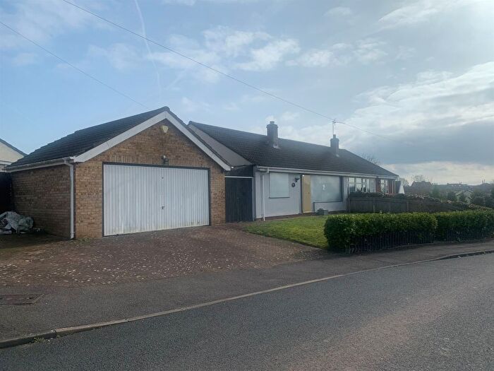 3 Bedroom Semi Detached Bungalow For Sale In Wyebank Avenue, Tutshill, Chepstow, NP16