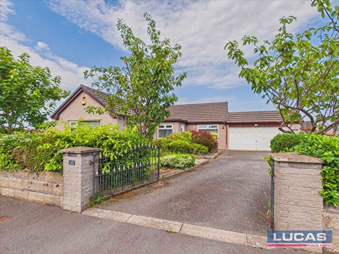 2 Bedroom Detached Bungalow For Sale In Garth Drive, Gaerwen, LL60