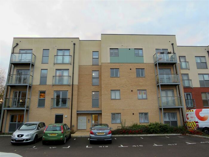 2 Bedroom Apartment To Rent In Drury Lane, Stevenage, SG1