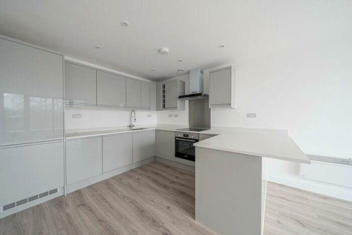 1 Bedroom Flat To Rent In Hillreach London, SE18