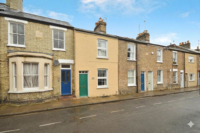 2 Bedroom House To Rent In Searle Street, Cambridge, CB4